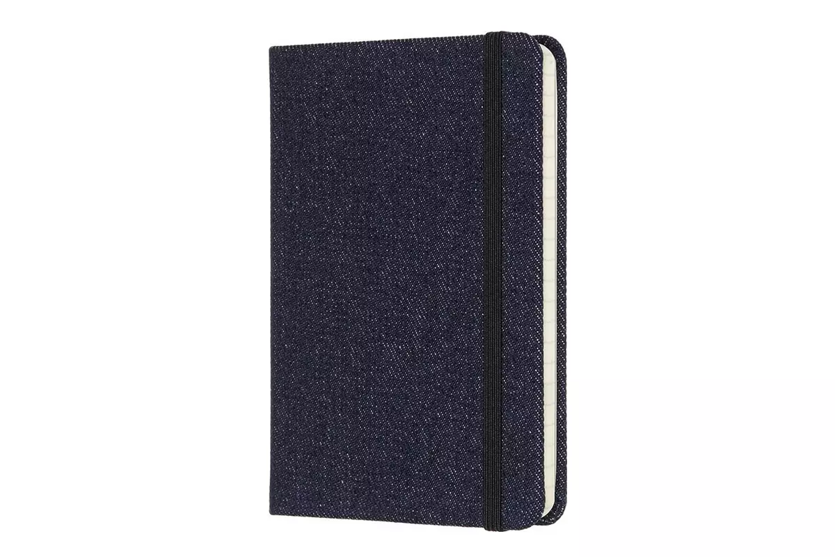 Een Moleskine Denim Collection Notebook Ruled Hardcover Pocket Blue koop je bij Moleskine.nl